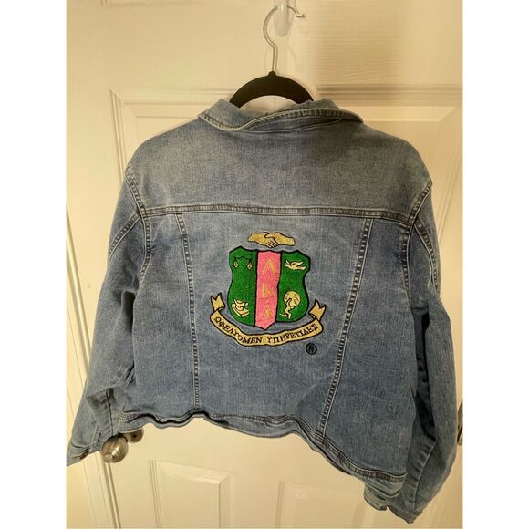 Alpha Kappa Alpha Sorority women’s Jean jacket X-Large - Picture 2 of 6